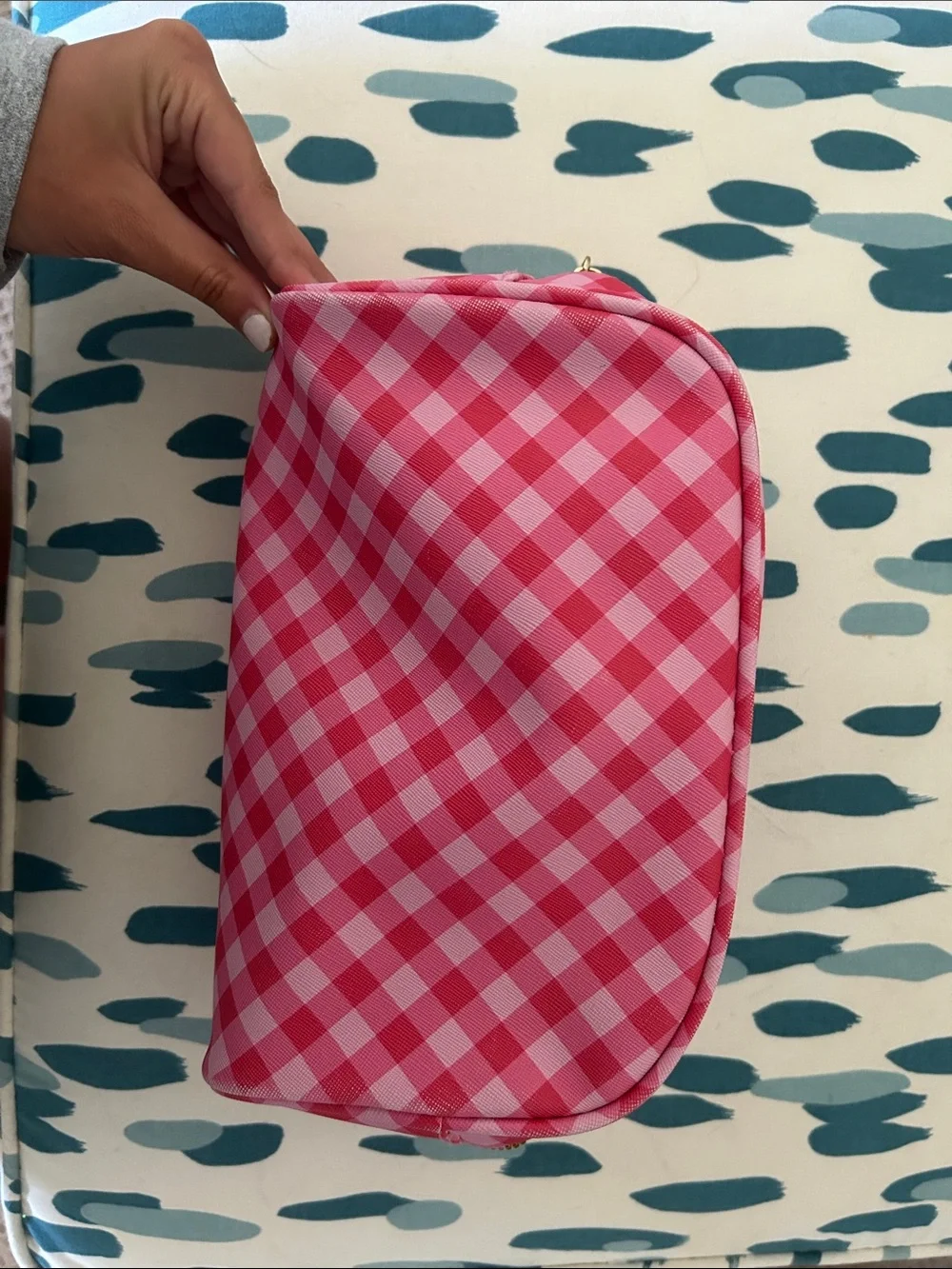 The vintage Pink Gingham Zip Cosmetic Case